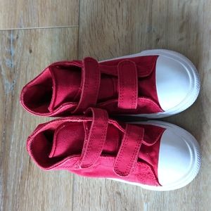 Toddler Chuck Taylor Velcro High Tops